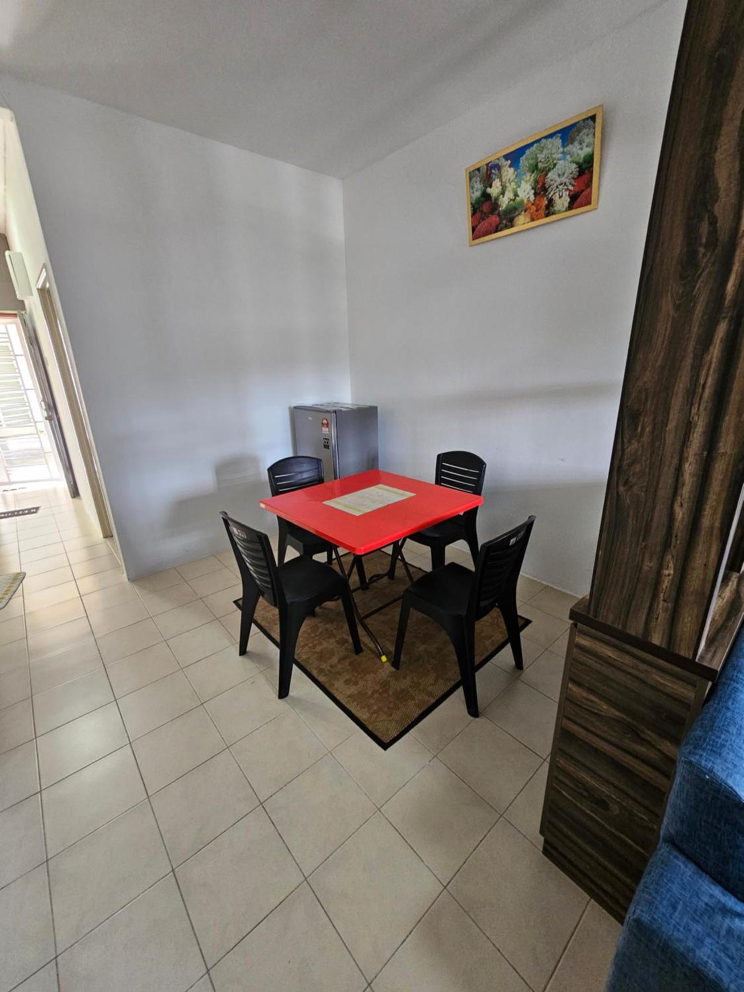 Rhino Home Тана Рата Екстериор снимка